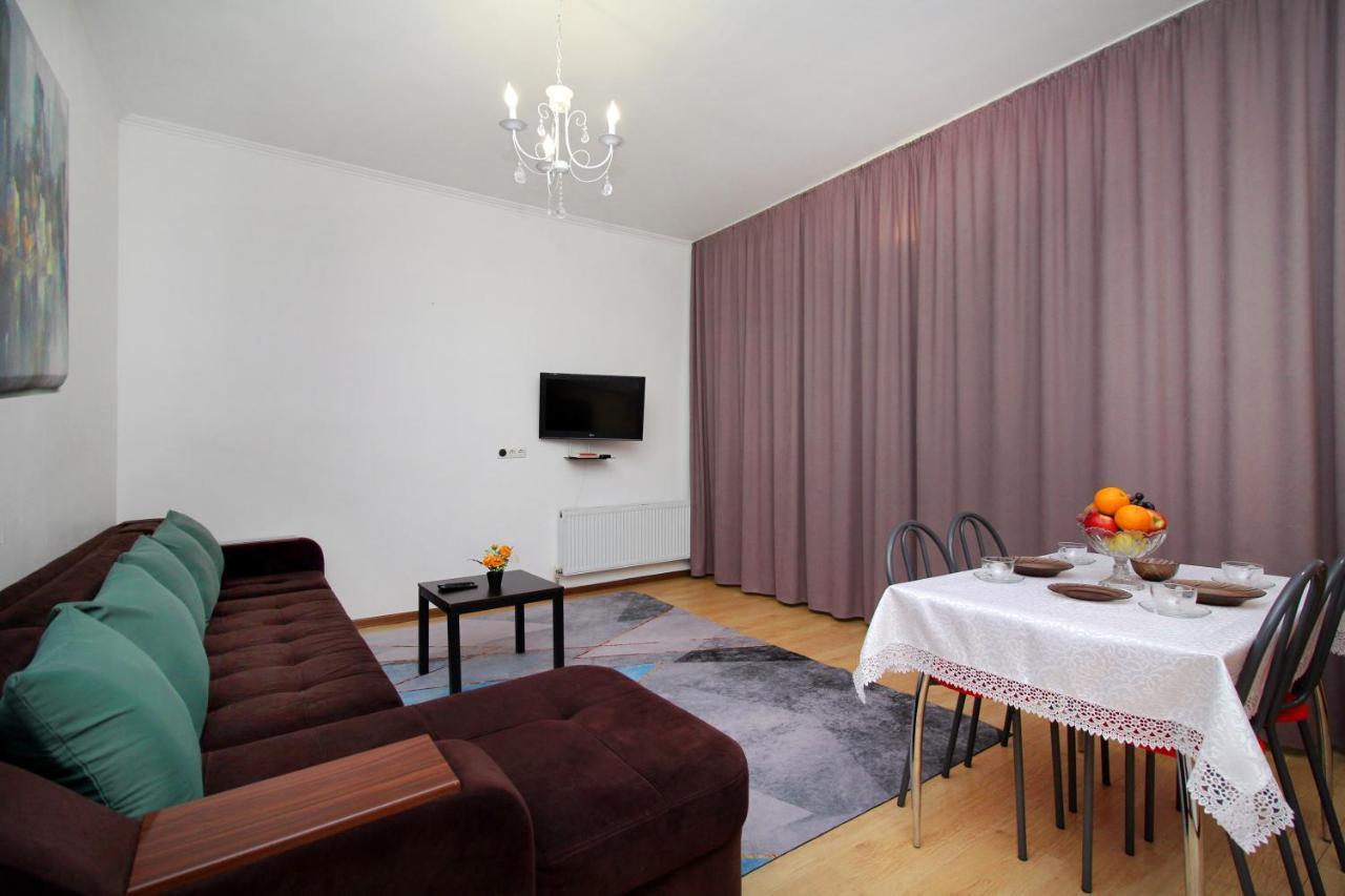 Уютные И Комфортные Квартиры В Жк Манхэттен Appartement Alma-Ata Buitenkant foto
