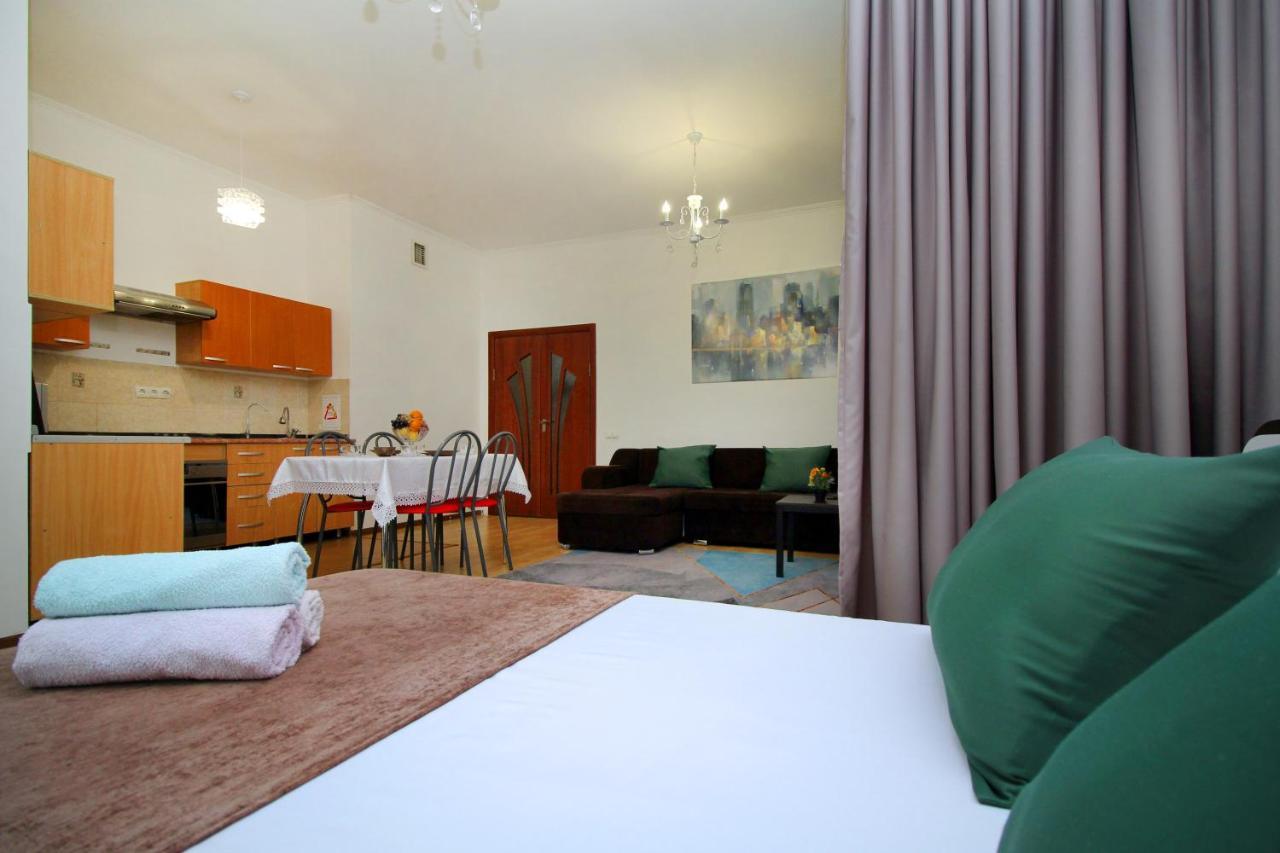 Уютные И Комфортные Квартиры В Жк Манхэттен Appartement Alma-Ata Buitenkant foto