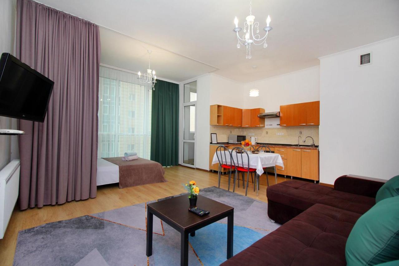 Уютные И Комфортные Квартиры В Жк Манхэттен Appartement Alma-Ata Buitenkant foto